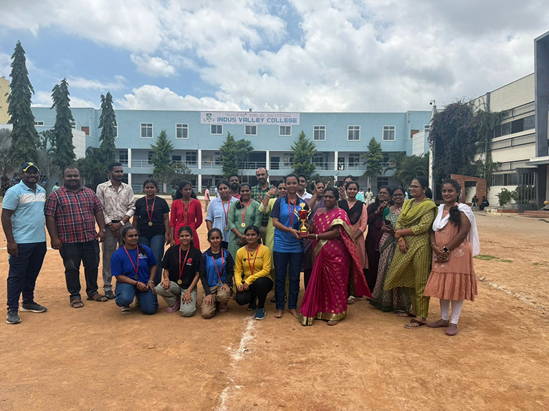 Teachers Day Throwball Competetion